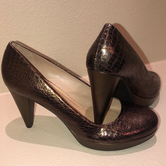 ANTONIO MELANI Shoes - New Antonio Melani Bronze Gold Pump Heels